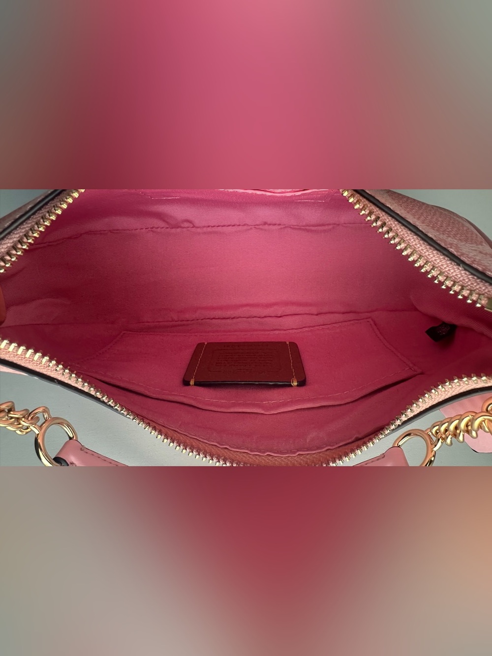 NWOT Coach Teri 2025 Shoulder Bag in Powder Pink. - Picture 7 of 8